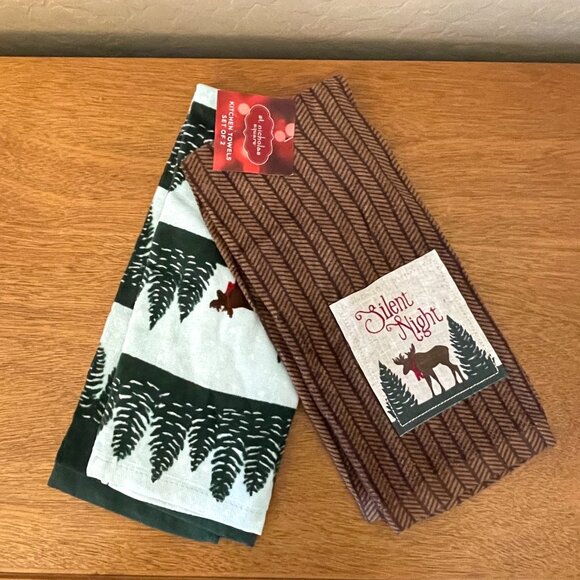 New Kitchen Towels Set Silent Night Trees Winter Moose Elk Deer Winter Set of 2 - Picture 1 of 5
